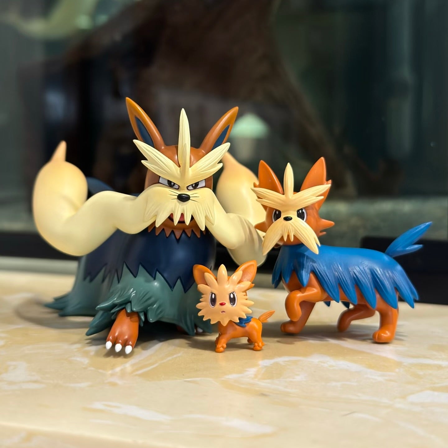 [IN STOCK] 1/20 Scale World Figure [SXG] - Lillipup & Herdier & Stoutland