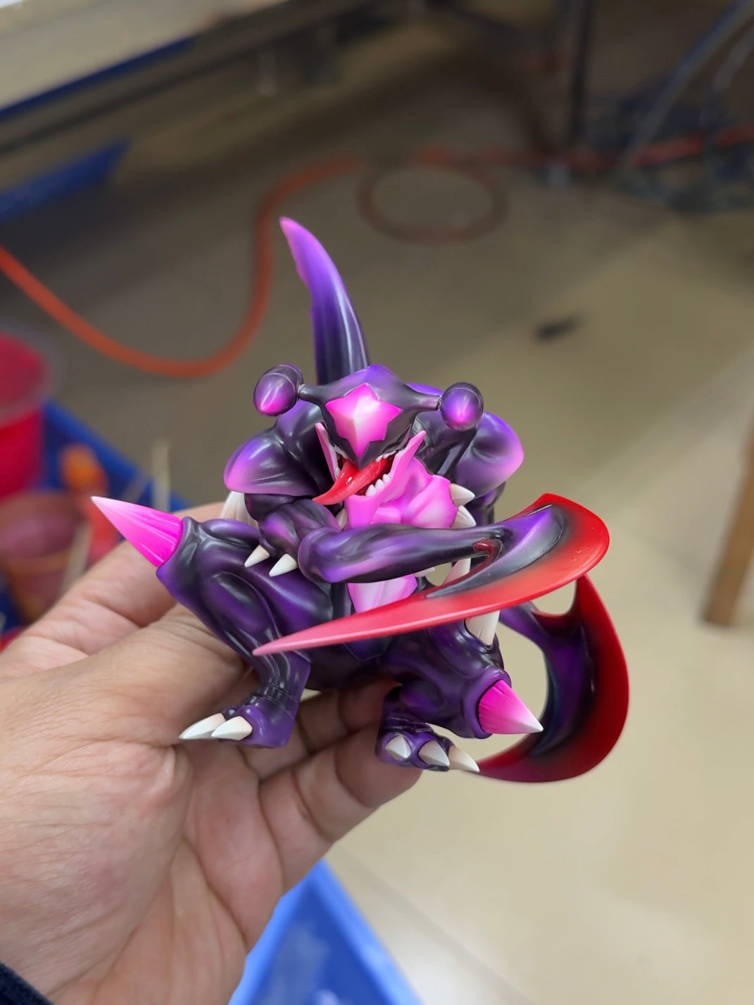 [PREORDER] 1/20 Scale World Figure [DM/GG] - Mega Garchomp