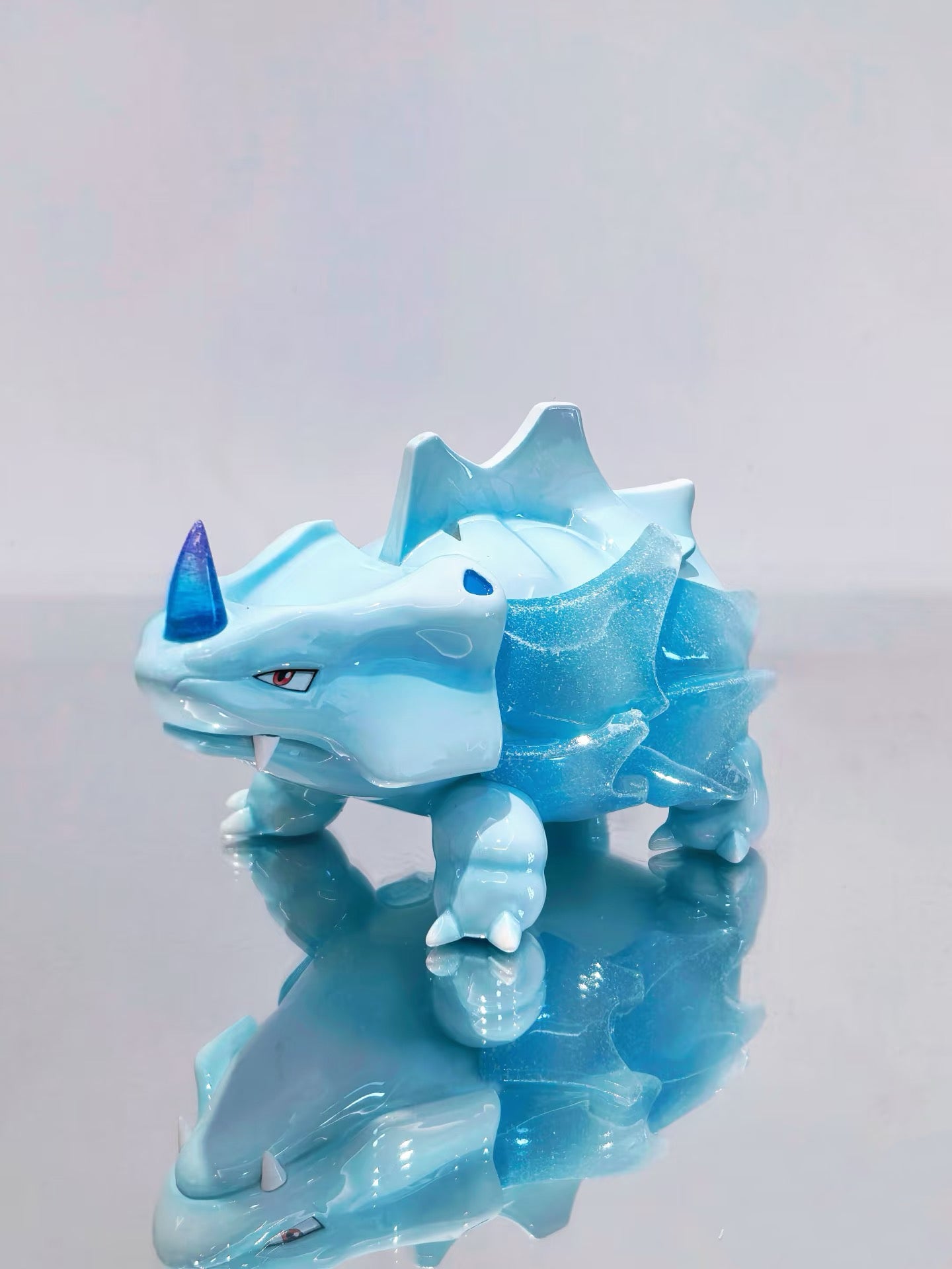 [IN STOCK] 1/20 Scale World Figure [HAPPY HOUSE] - Rhyhorn & Rhydon