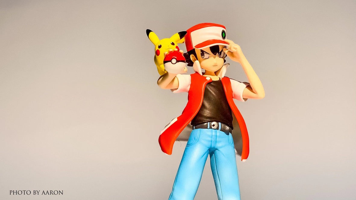 [IN STOCK] 1/20 Scale World Figure [POCKET BUS] - Red & Pikachu