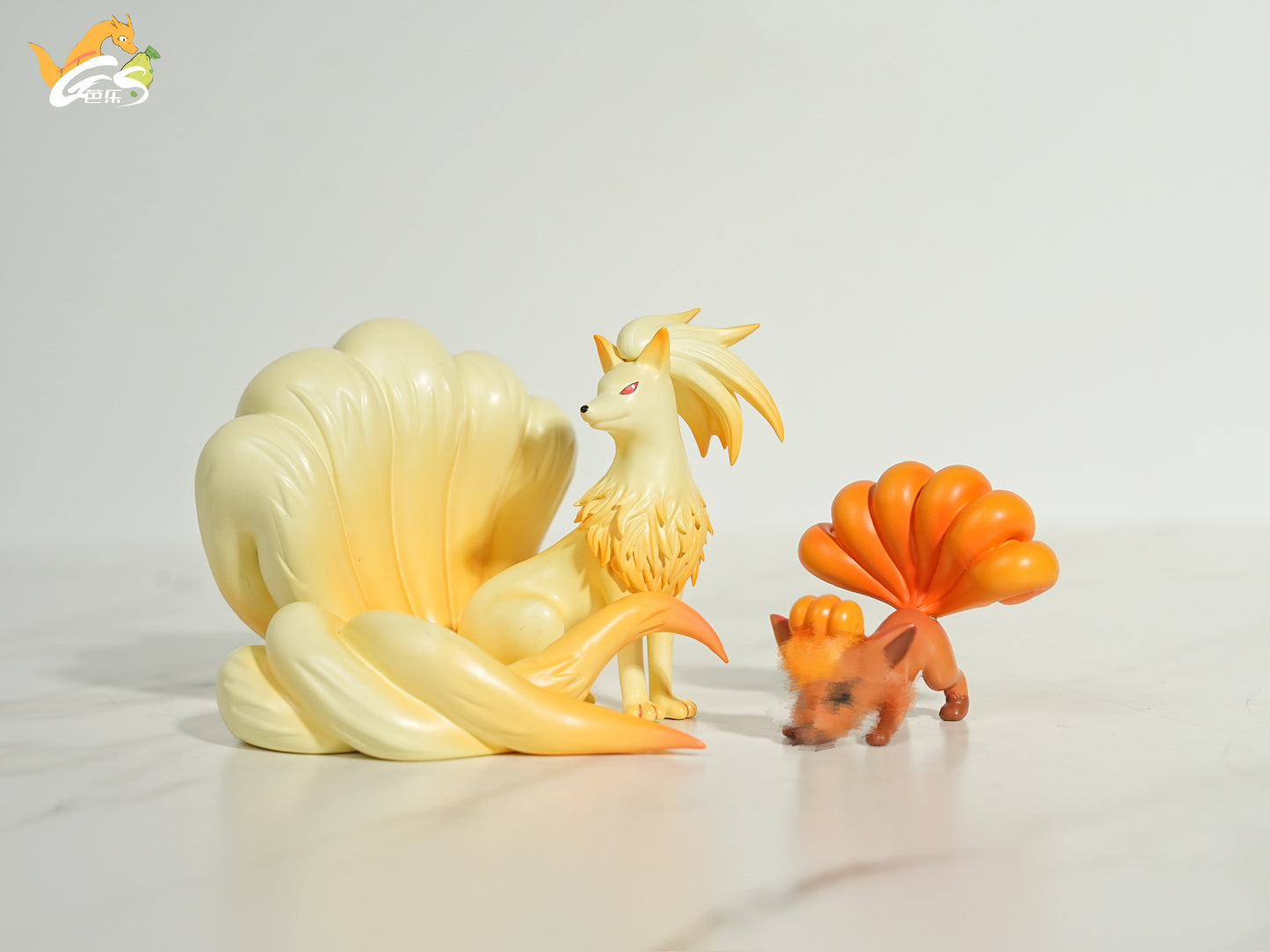 [PREORDER] 1/20 Scale World Figure [BALE] - Vulpix & Ninetales
