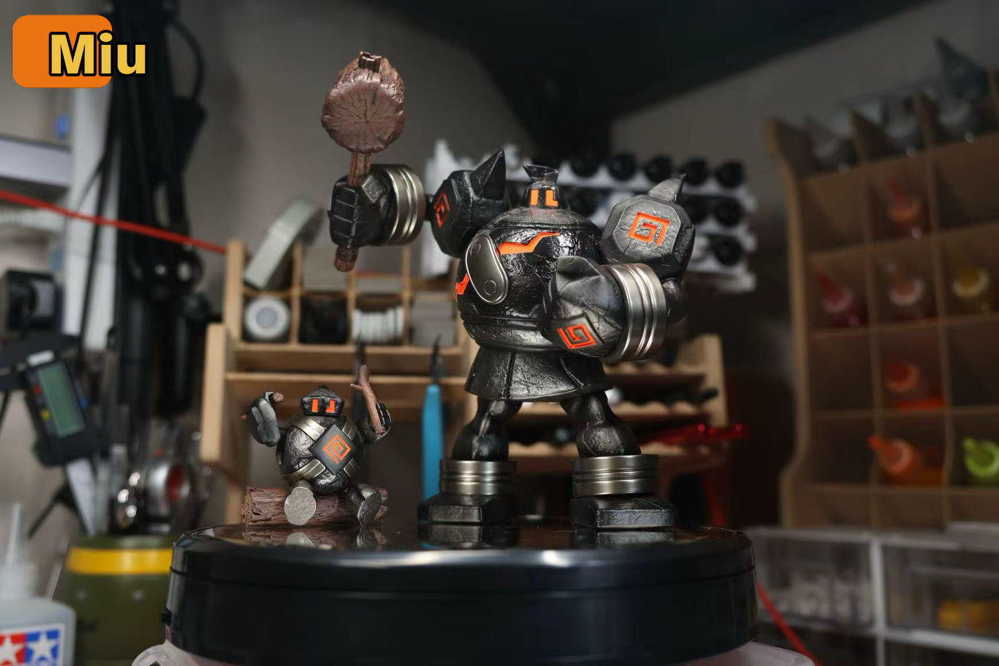 [PREORDER] 1/20 Scale World Figure [MIU] - Golett & Golurk