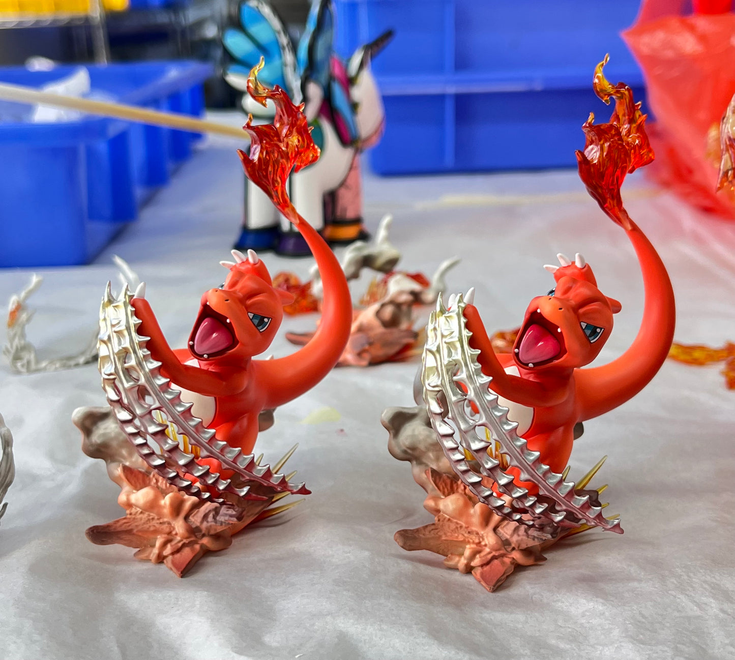 [IN STOCK] 1/20 Scale World Figure [DAIDAI] - Charmander & Charmeleon & Charizard
