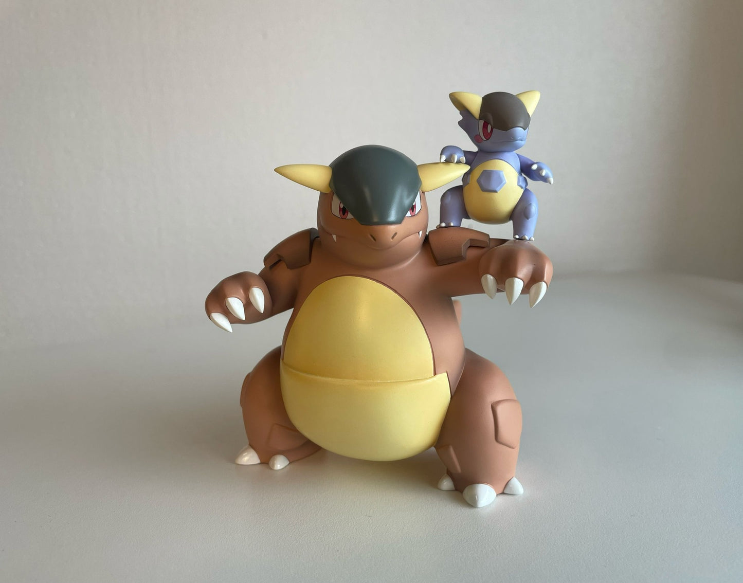 [IN STOCK] 1/20 Scale World Figure [POKEDEX MOMENT] - Mega Kangaskhan