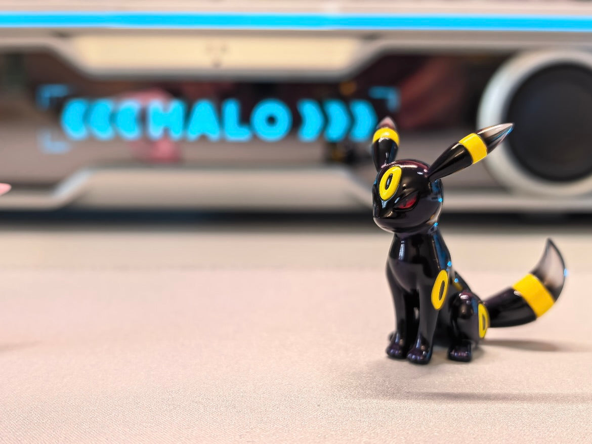 [IN STOCK] 1/20 Scale World Figure [YOR] - Umbreon
