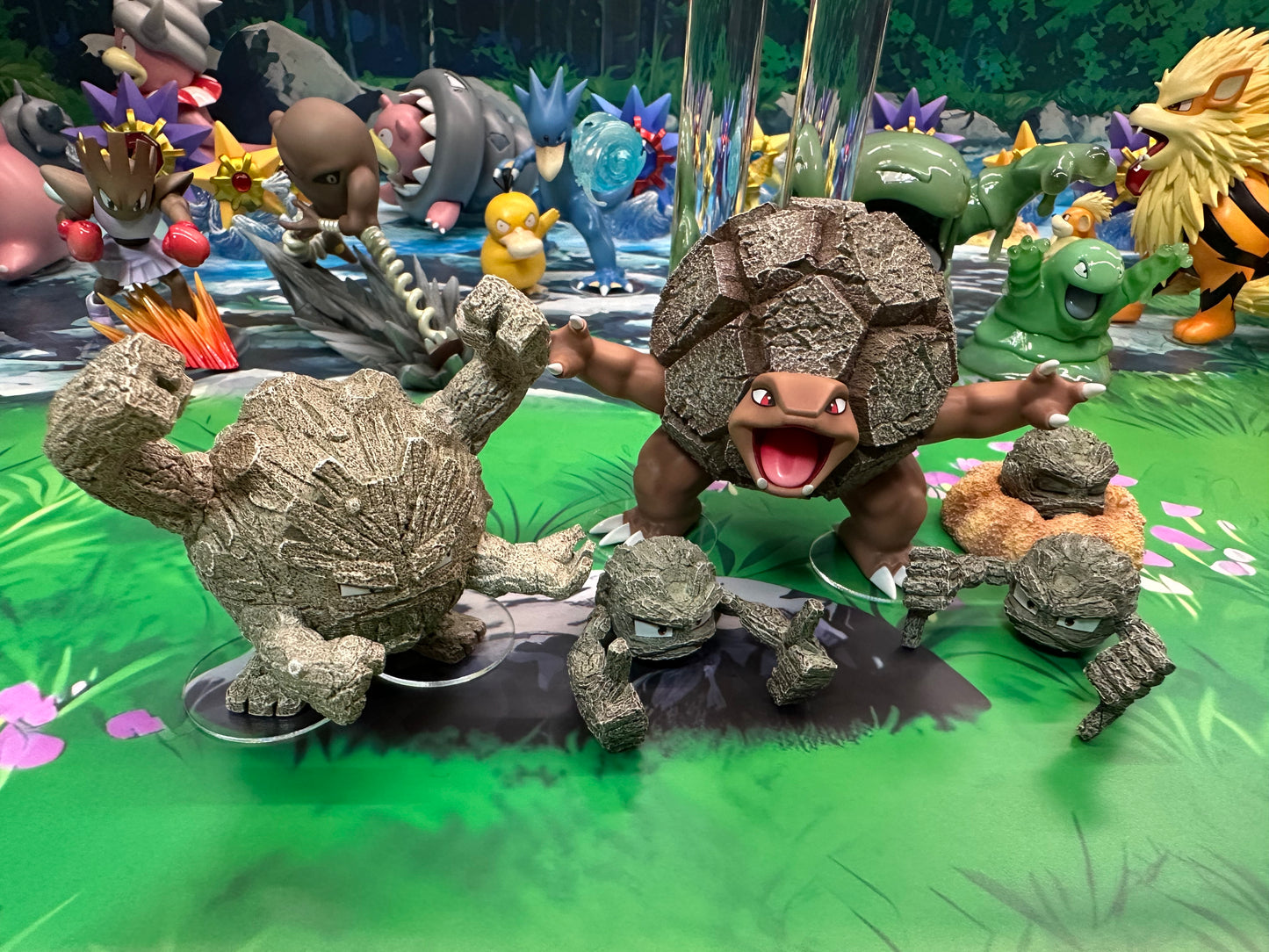 [IN STOCK] 1/20 Scale World Figure [FIRE] - Geodude & Graveler & Golem
