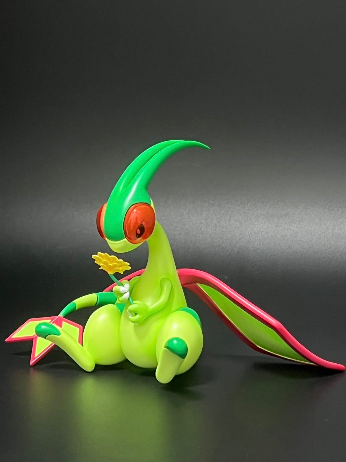 [IN STOCK] 1/20 Scale World Figure [UU] - Flygon