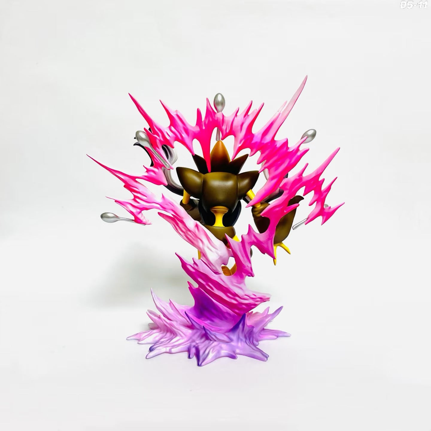 [IN STOCK] 1/20 Scale World Figure [ROCKY HELMET] - Mega Alakazam