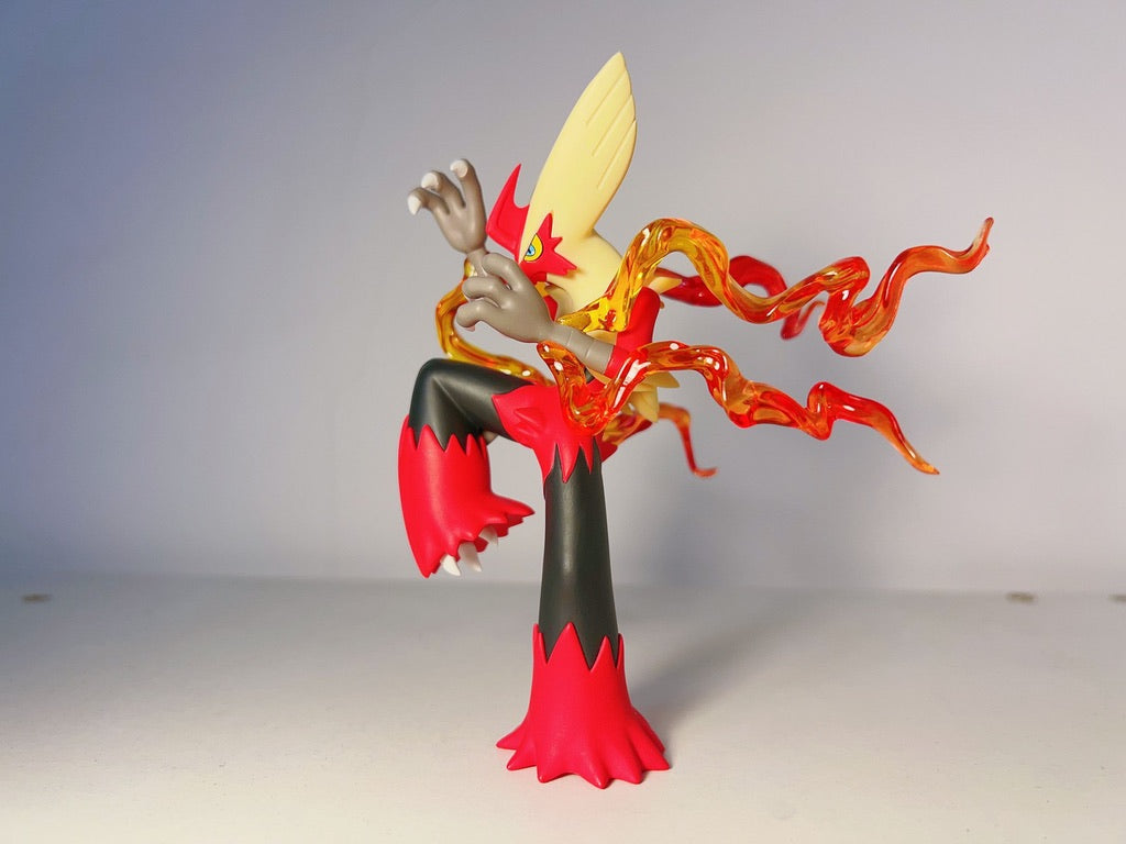 1/20 Scale World Zukan Mega Blaziken - Pokemon Statue - BF