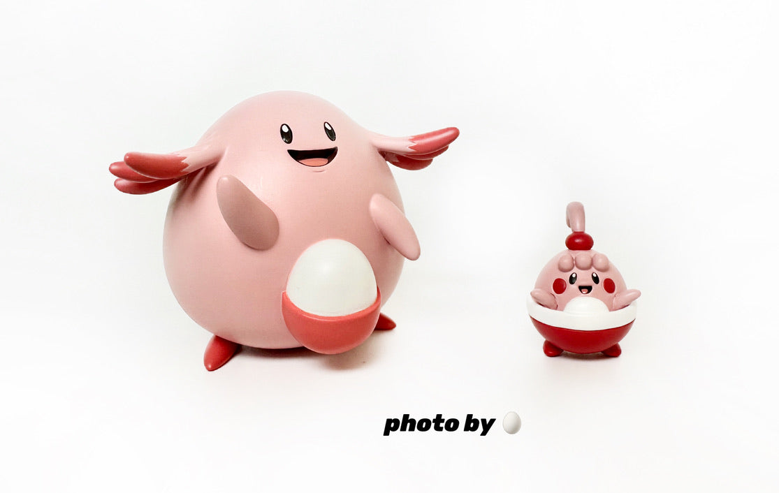 [IN STOCK] 1/20 Scale World Figure [HH] - Chansey & Blissey & Happiny