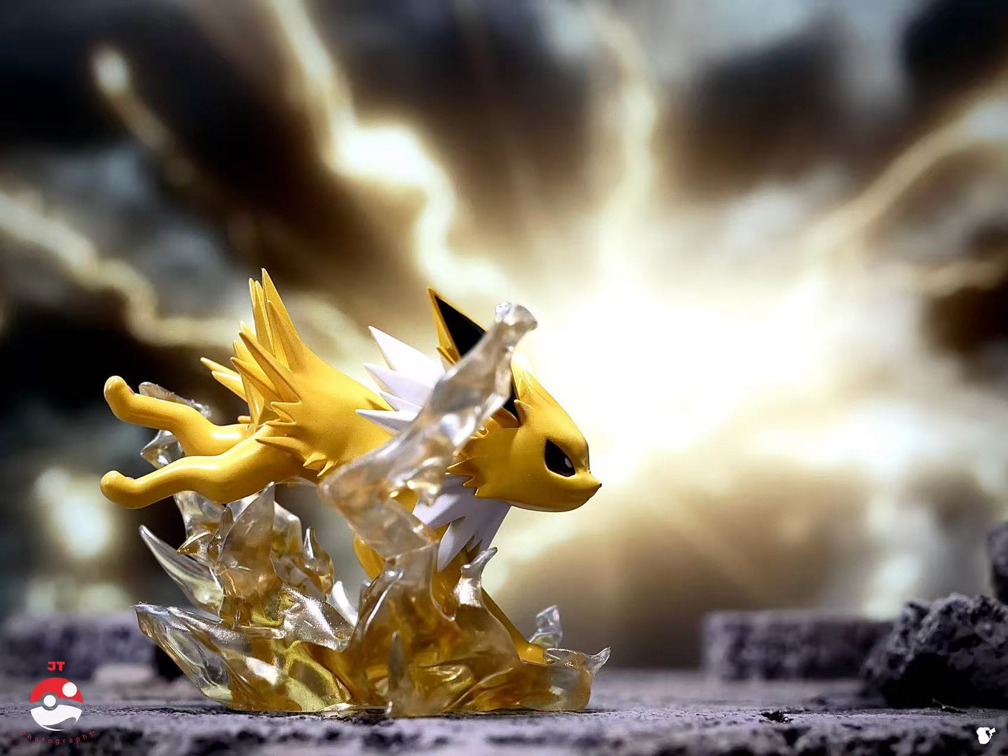 [IN STOCK] 1/20 Scale World Figure [PUMPFAKE] - Jolteon