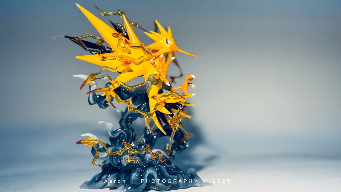 [IN STOCK] 1/20 Scale World Figure [LIMOUSINE] - Zapdos
