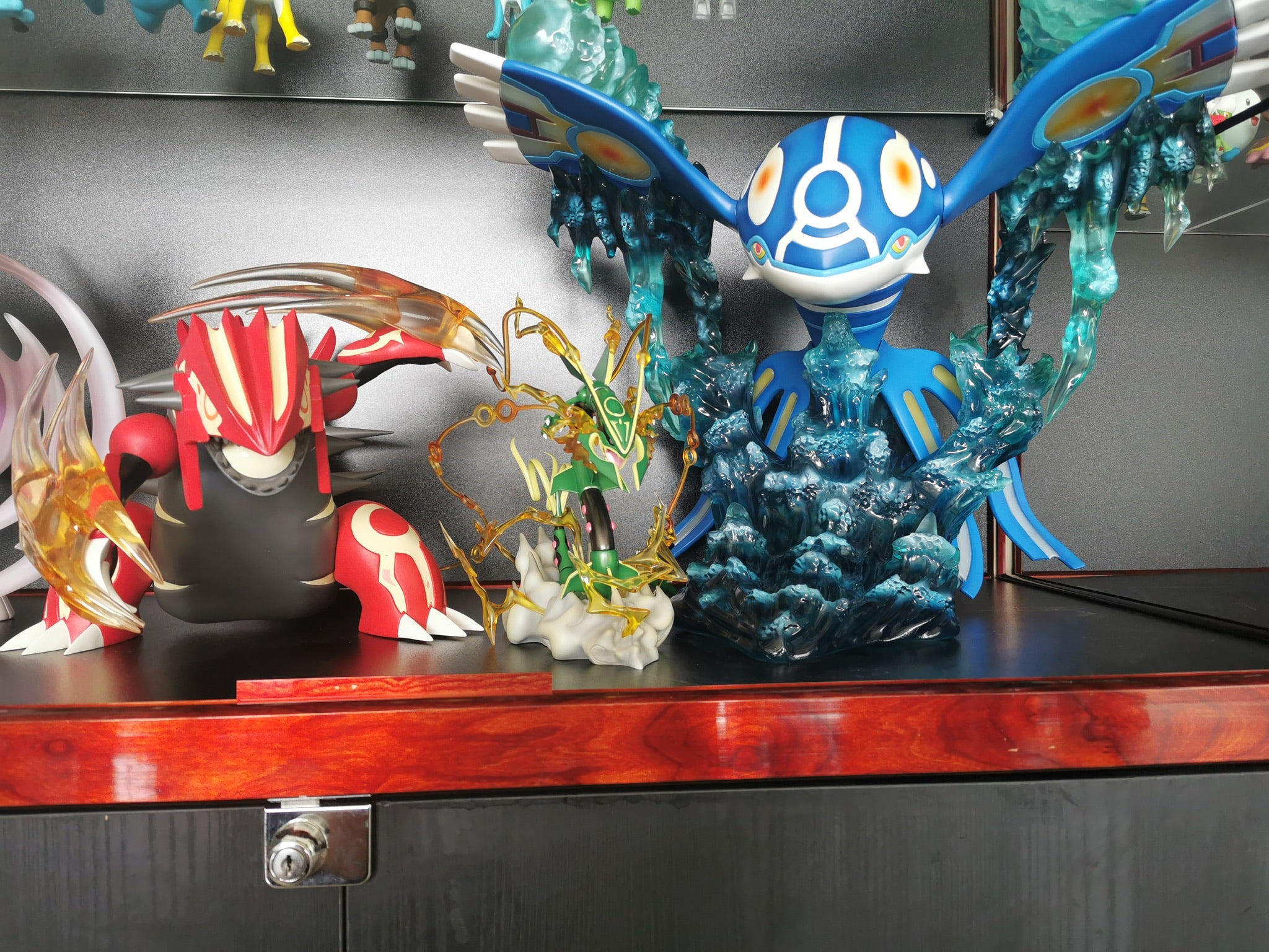 ポケモンスケールワールド KYOGRE フィギュア Amazon.com: Takaratomy Pokemon Sun & Moon Ehp-09 Kyogre