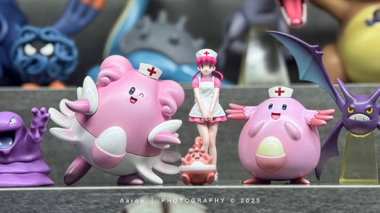 [IN STOCK] 1/20 Scale World Figure [RACER & LIMOUSINE] - Nurse Joy