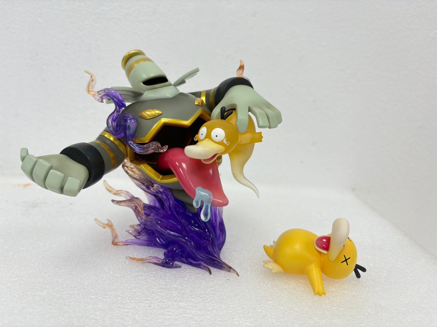 [PREORDER] 1/20 Scale World Figure [ZOO] - Psyduck & Dusknoir