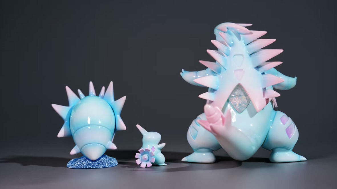 [PREORDER] 1/20 Scale World Figure [MN] - Larvitar & Pupitar & Tyranitar