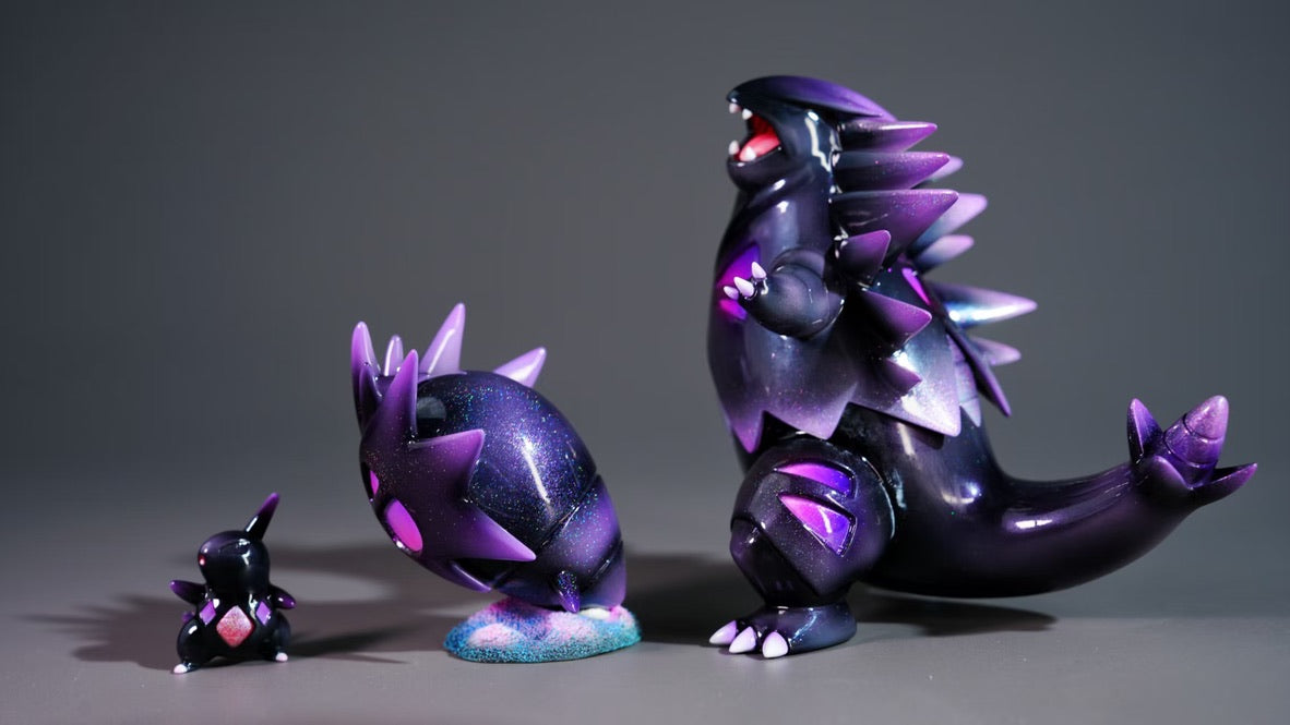 [PREORDER] 1/20 Scale World Figure [MN] - Larvitar & Pupitar & Tyranitar