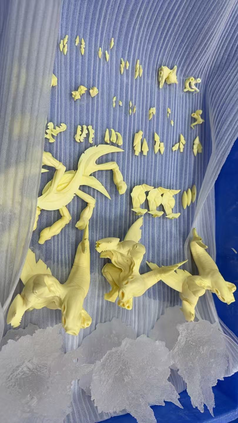 [PREORDER] 1/20 Scale World Figure [DM/GG] - Mega Garchomp