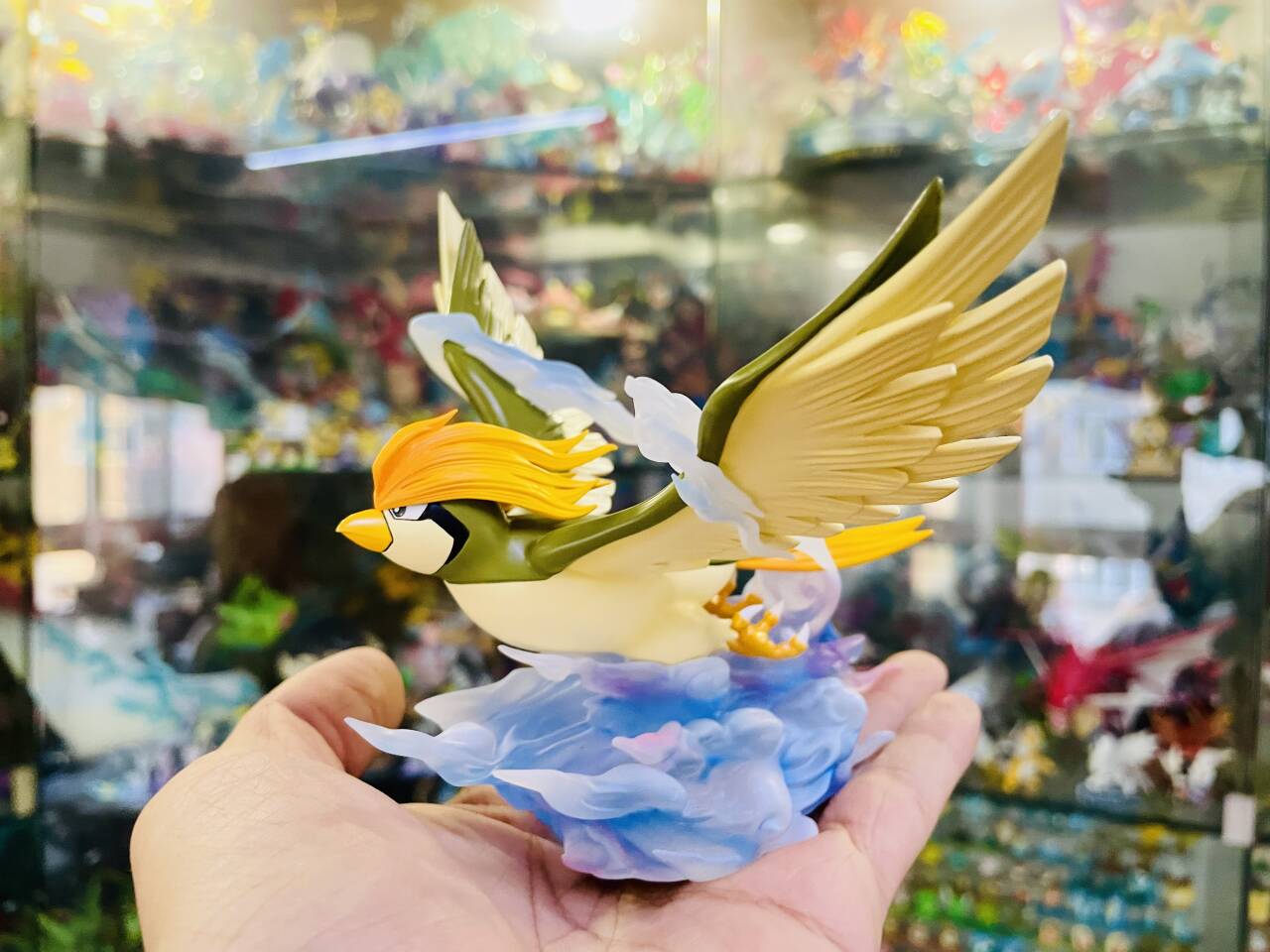 [IN STOCK] 1/20 Scale World Figure [PALLET TOWN] - Pidgey & Pidgeotto & Pidgeot