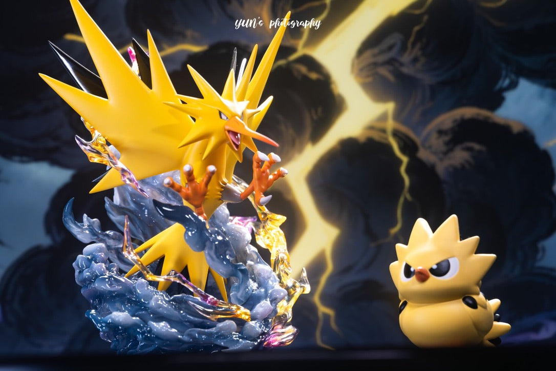 [IN STOCK] 1/20 Scale World Figure [PALLET TOWN] - Zapdos