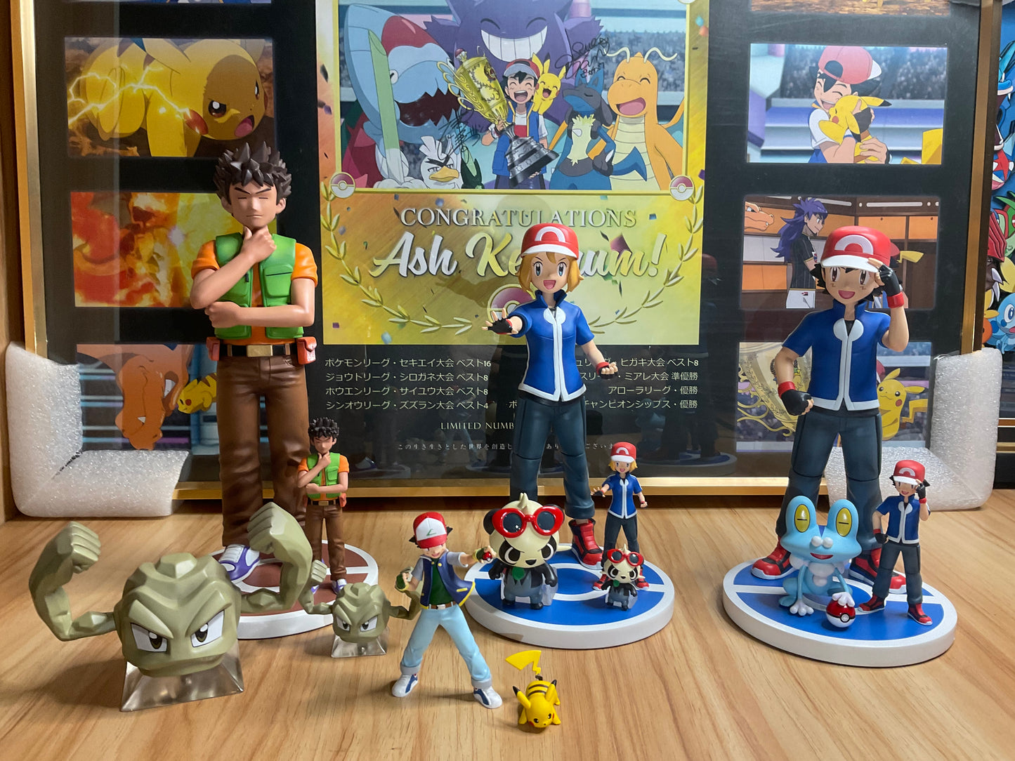 [IN STOCK] 1/8 Scale World Figure [STS] - Ash Ketchum & Froakie