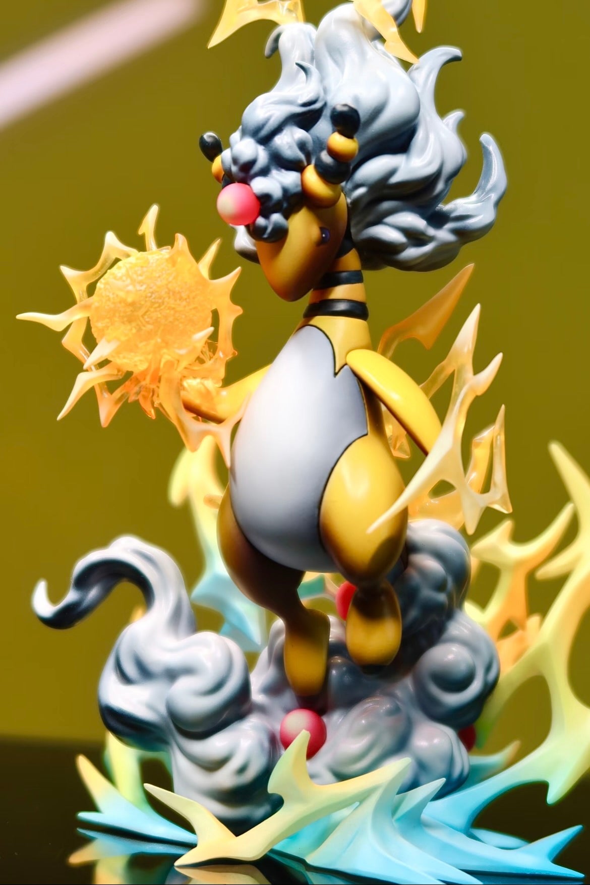 [IN STOCK] 1/20 Scale World Figure [ROCKY HELMET] - Mega Ampharos