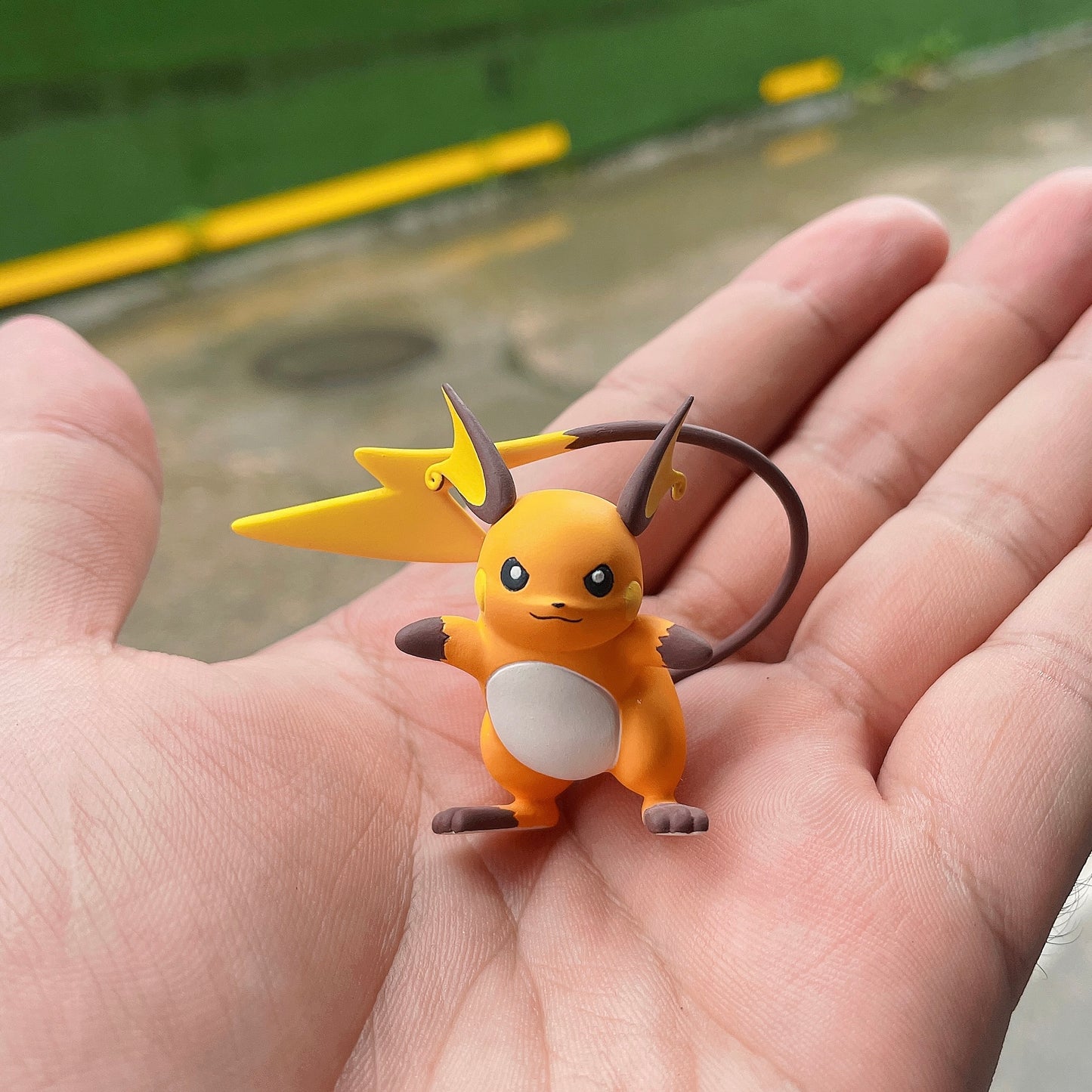 [IN STOCK] 1/20 Scale World Figure [YCC] - Alolan Raichu