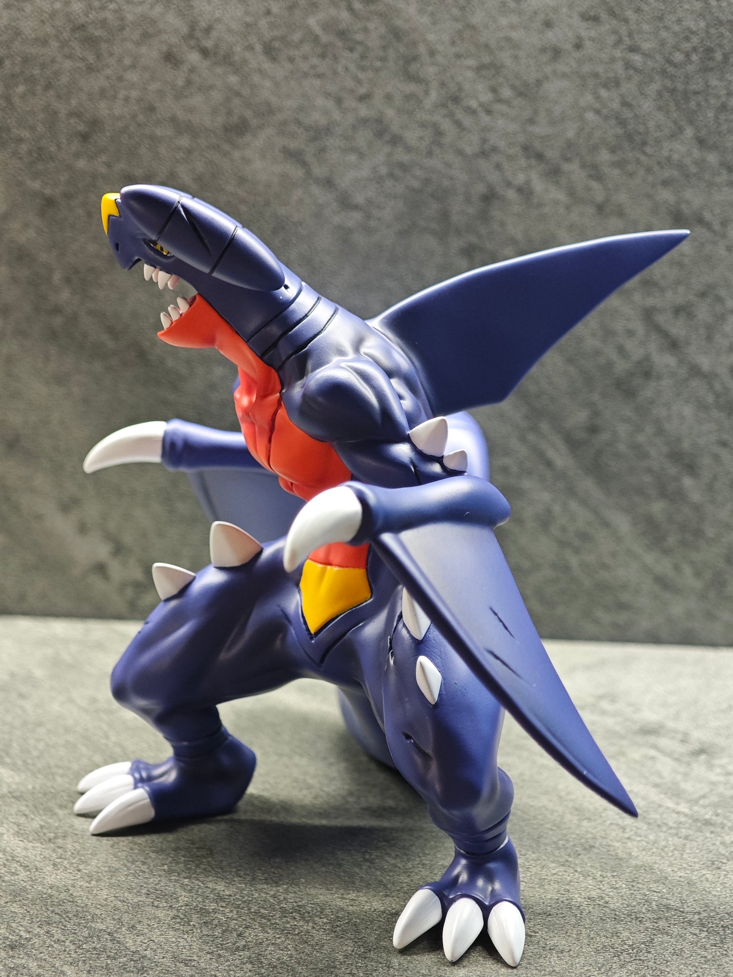 [IN STOCK] 1/20 Scale World Figure [JB] - Garchomp