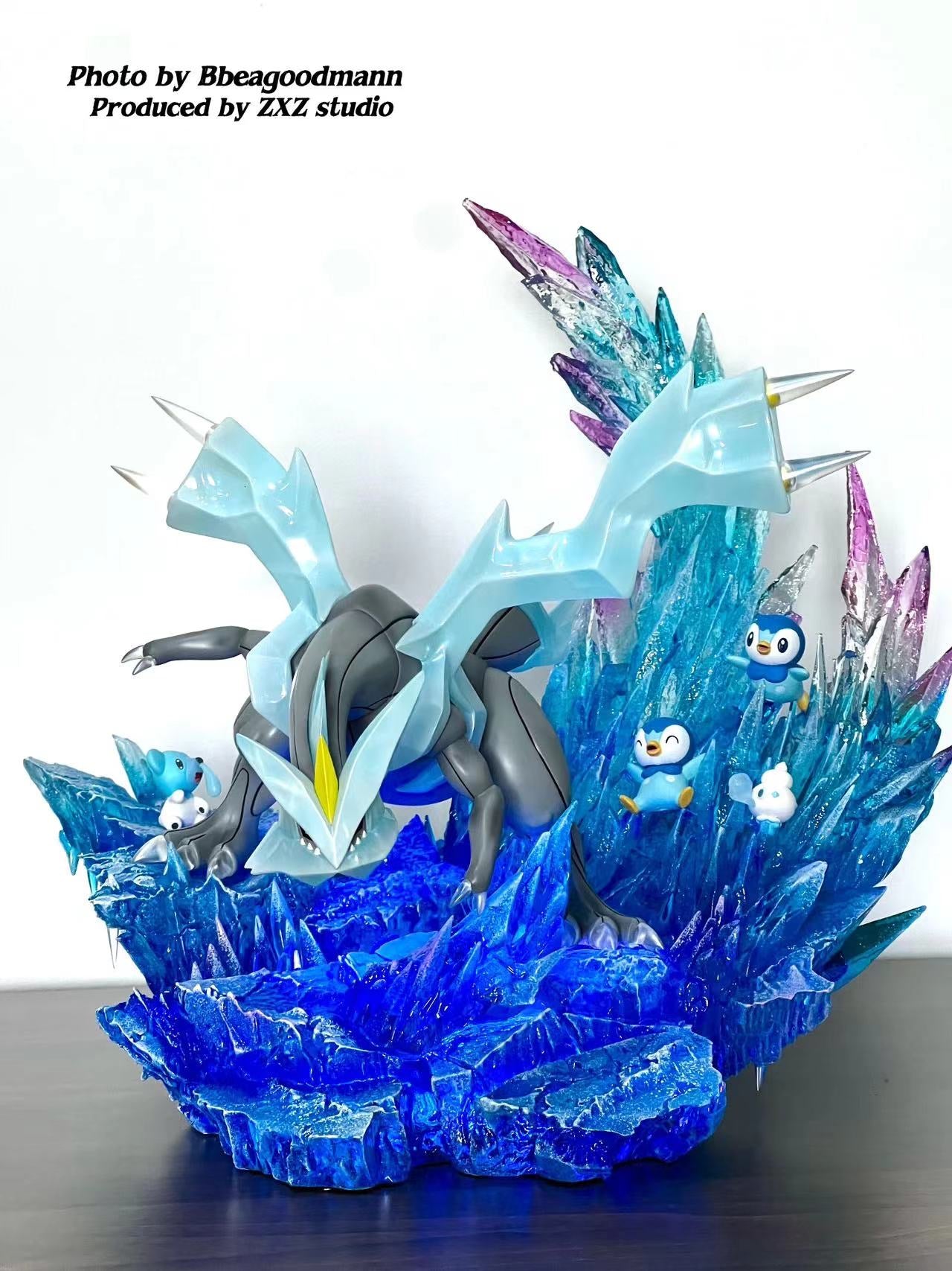 [IN STOCK] 1/20 Scale World Figure [PALLET TOWN] - Kyurem