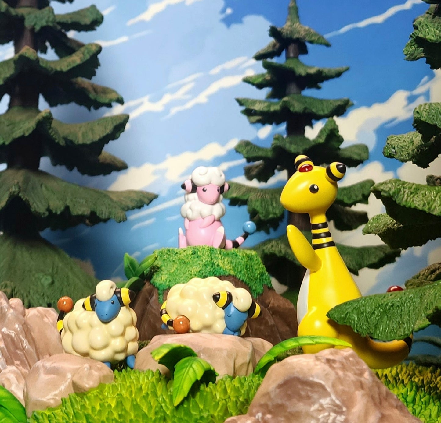 [IN STOCK] 1/20 Scale World Figure [T1] - Mareep & Flaaffy & Ampharos