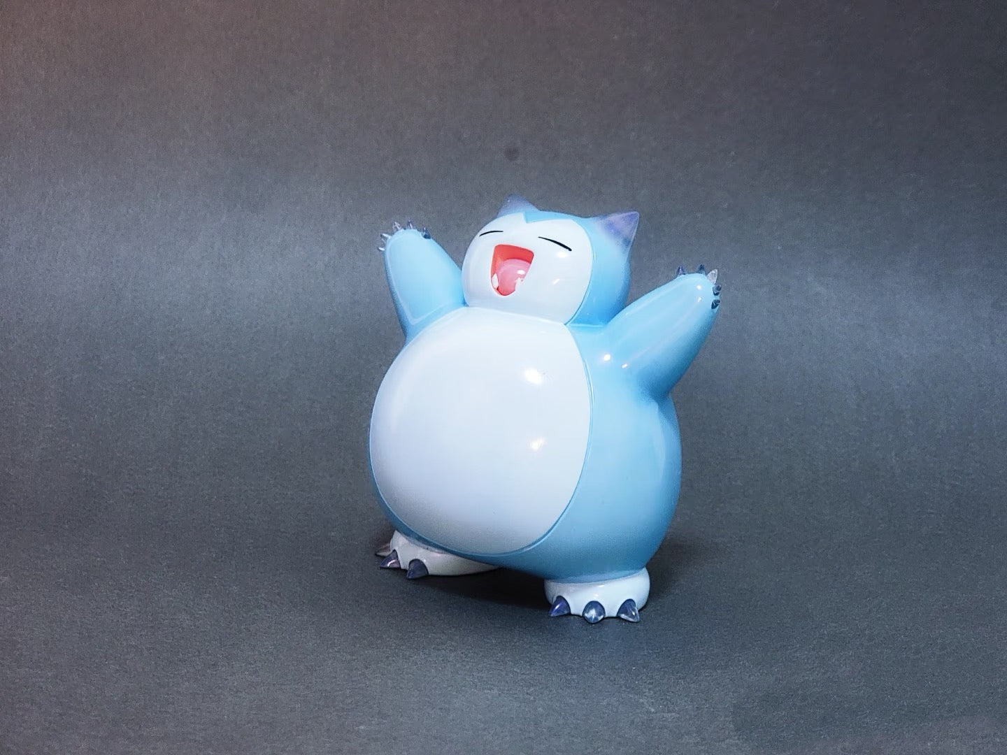 [IN STOCK] 1/20 Scale World Figure [PALLET TOWN] - Snorlax & Munchlax