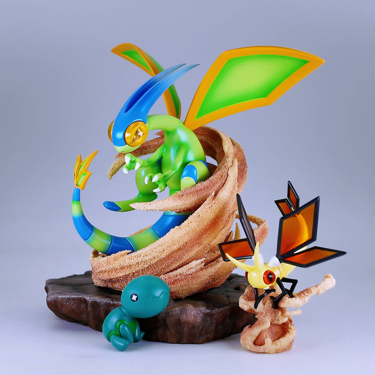 [IN STOCK] 1/20 Scale World Figure [PALLET TOWN] - Trapinch & Vibrava & Flygon