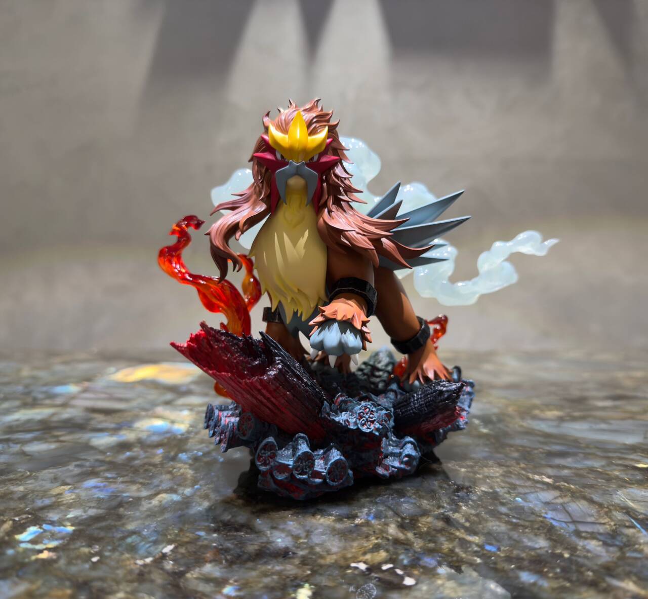 [IN STOCK] 1/20 Scale World Figure [PALLET TOWN] - Entei