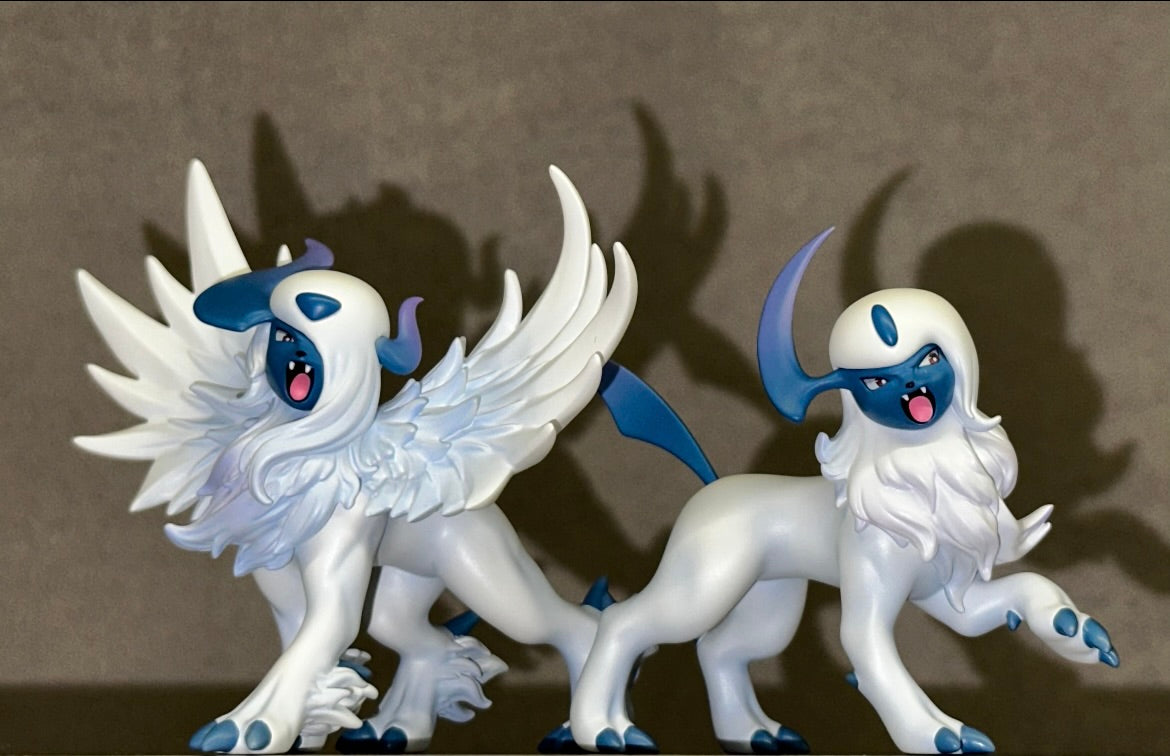 [IN STOCK] 1/20 Scale World Figure [CHANGQING] - Absol & Mega Absol