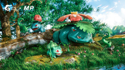 [PREORDER] 1/20 Scale World Figure [FOG] - Bulbasaur & Ivysaur & Venusaur