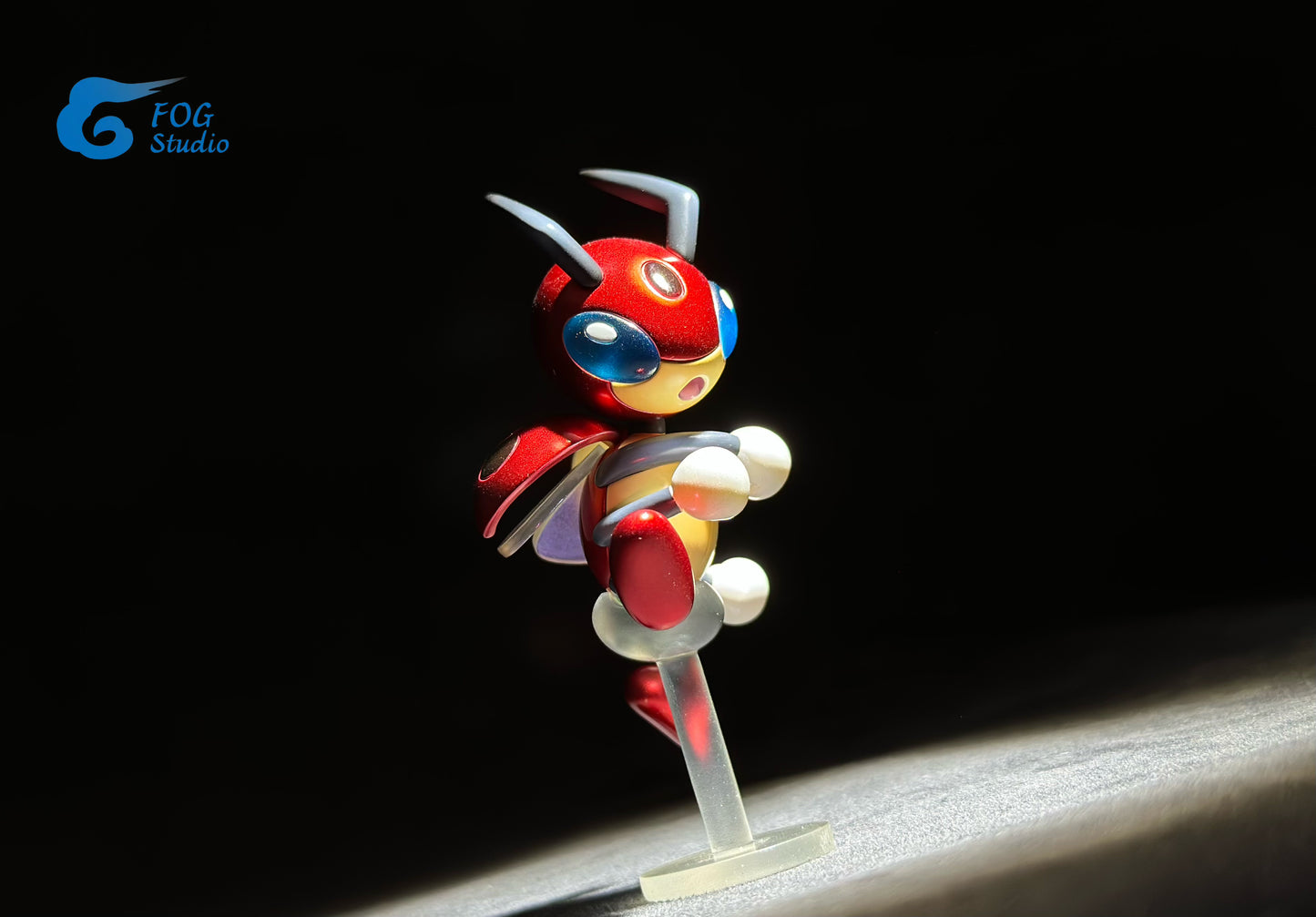 [PREORDER] 1/20 Scale World Figure [FOG] - Ledyba & Ledian