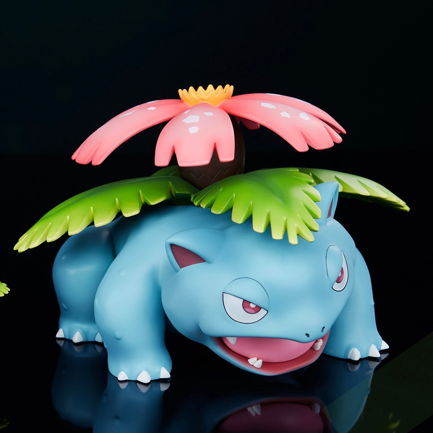 [PREORDER CLOSED] 1/20 Scale World Figure [INFINITE] - Bulbasaur & Ivysaur & Venusaur