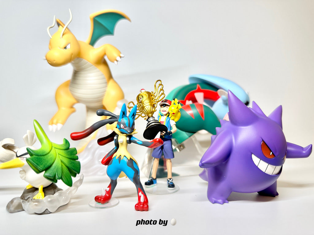 [IN STOCK] 1/20 Scale World Figure [BQG] - Ash Ketchum & Pikachu & World Champion Trophy