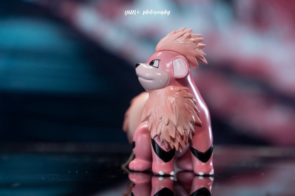 [IN STOCK] 1/20 Scale World Figure [LIMOUSINE] - Growlithe & Arcanine