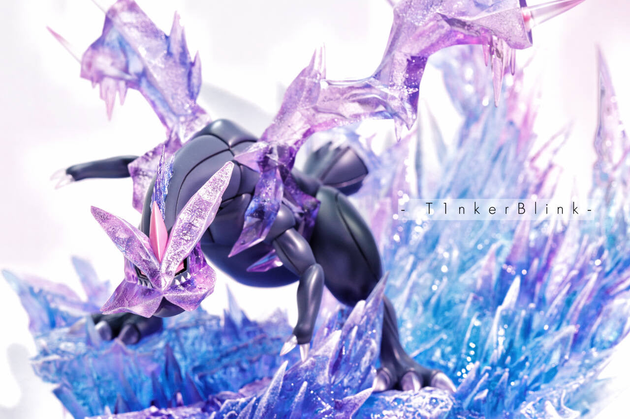 [IN STOCK] 1/20 Scale World Figure [PALLET TOWN] - Kyurem