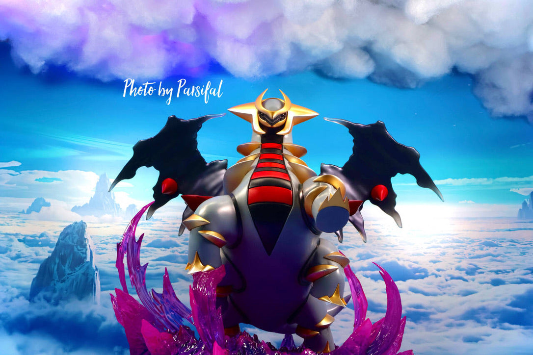 [IN STOCK] 1/20 Scale World Figure [PALLET TOWN] - Giratina (Altered Forme)