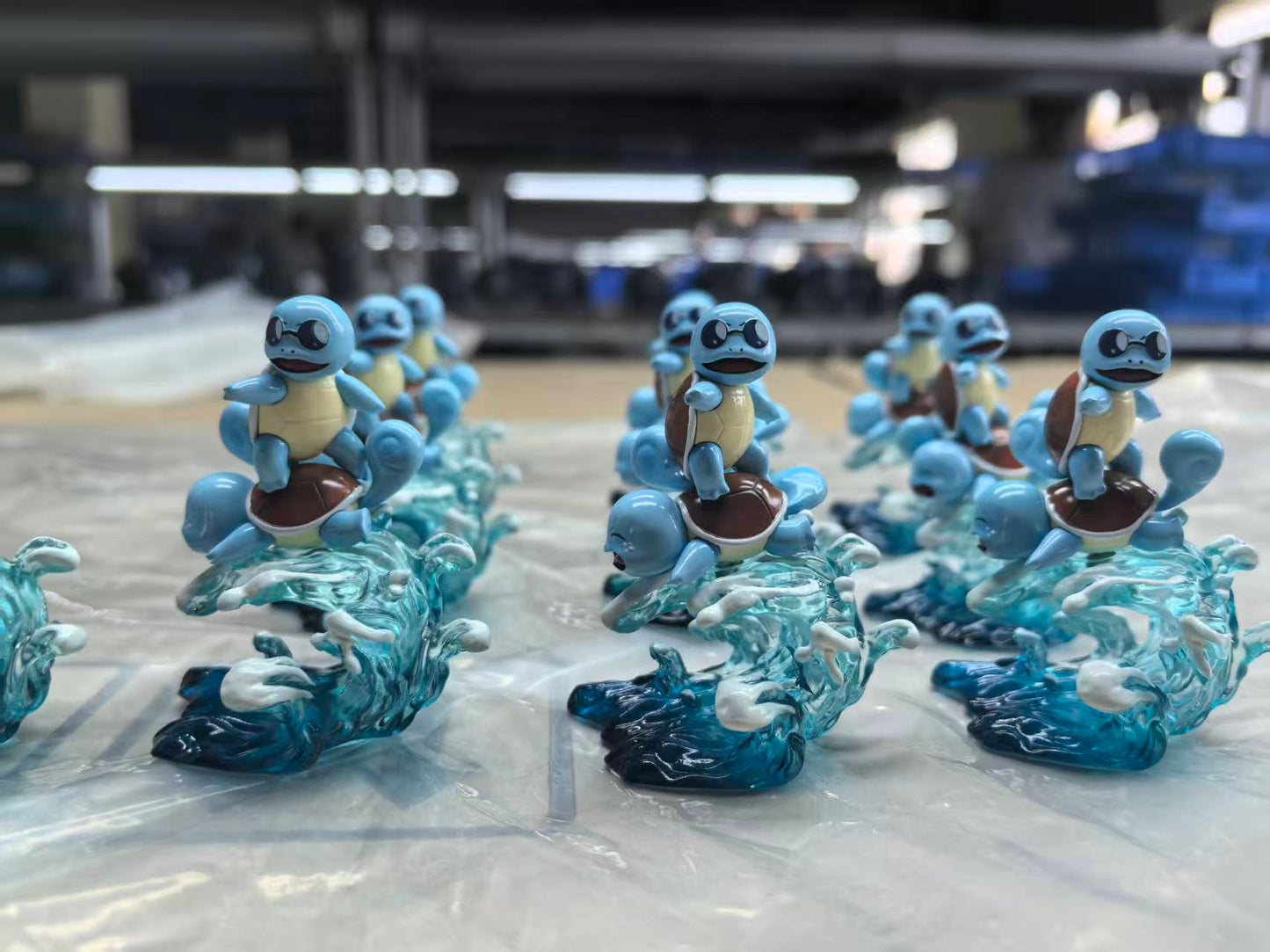 [IN STOCK] 1/20 Scale World Figure [SUN] - Surfing Squirtle