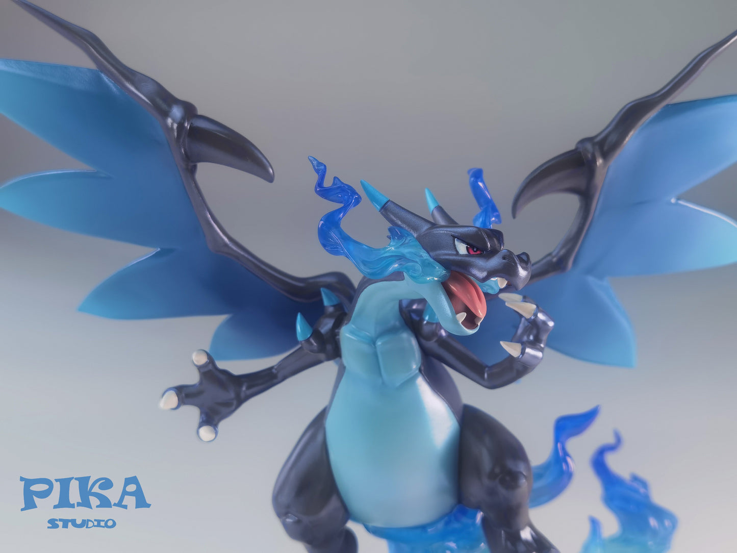 [IN STOCK] 1/20 Scale World Figure [PIKA] - Mega Charizard X