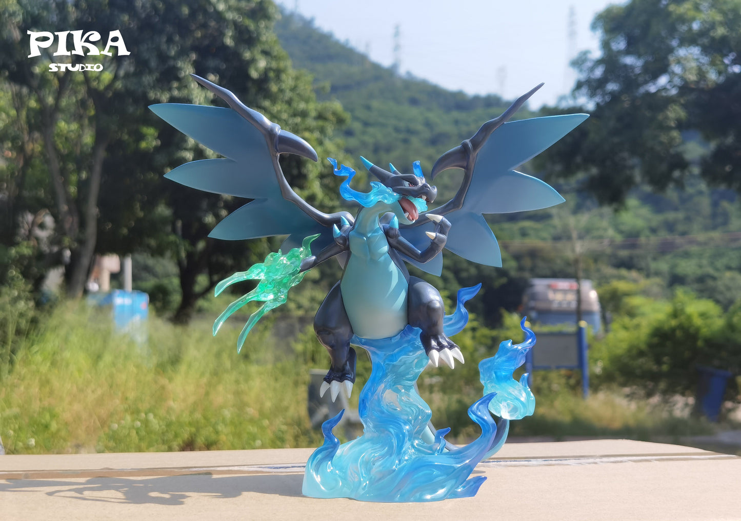 [IN STOCK] 1/20 Scale World Figure [PIKA] - Mega Charizard X