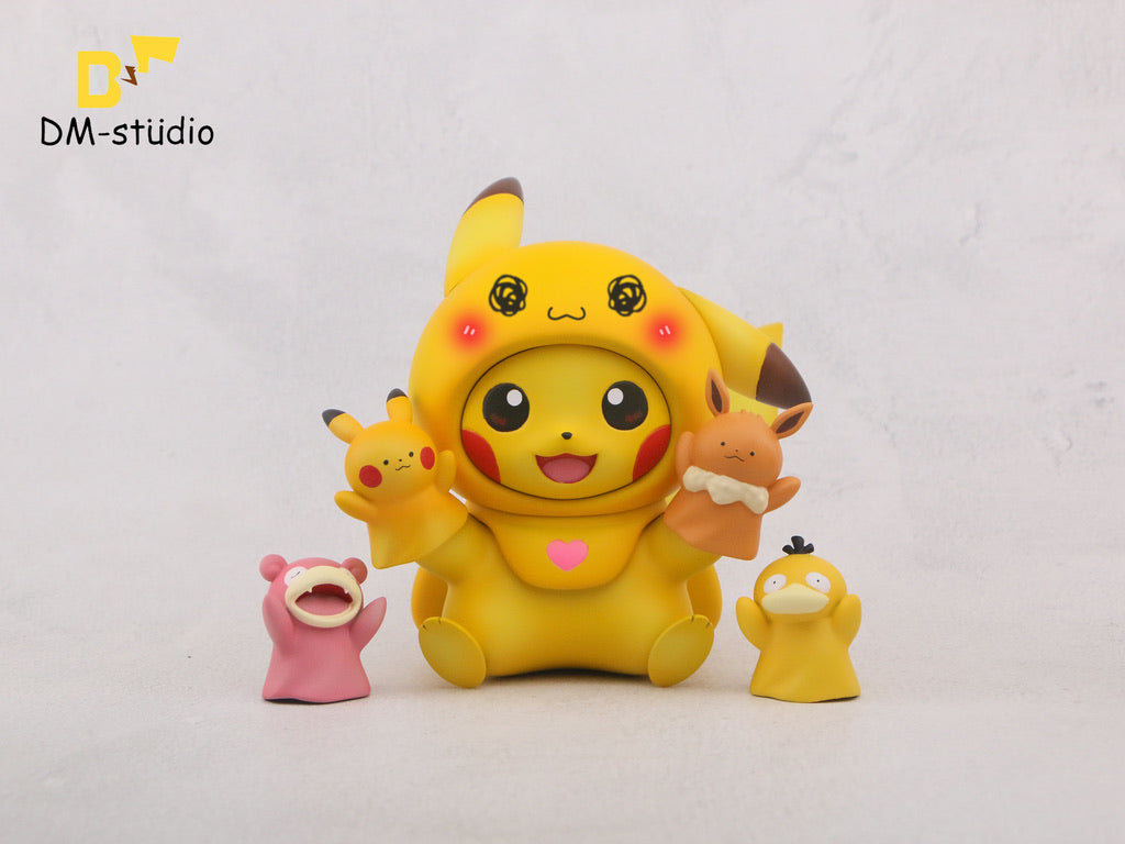 [PREORDER CLOSED] Cosplay Pikachu [DM] - Pikachu with Four Gloves