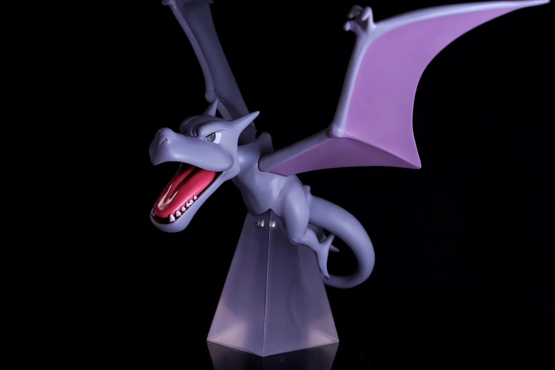 [IN STOCK] 1/20 Scale World Figure [POCKET BUS] - Aerodactyl