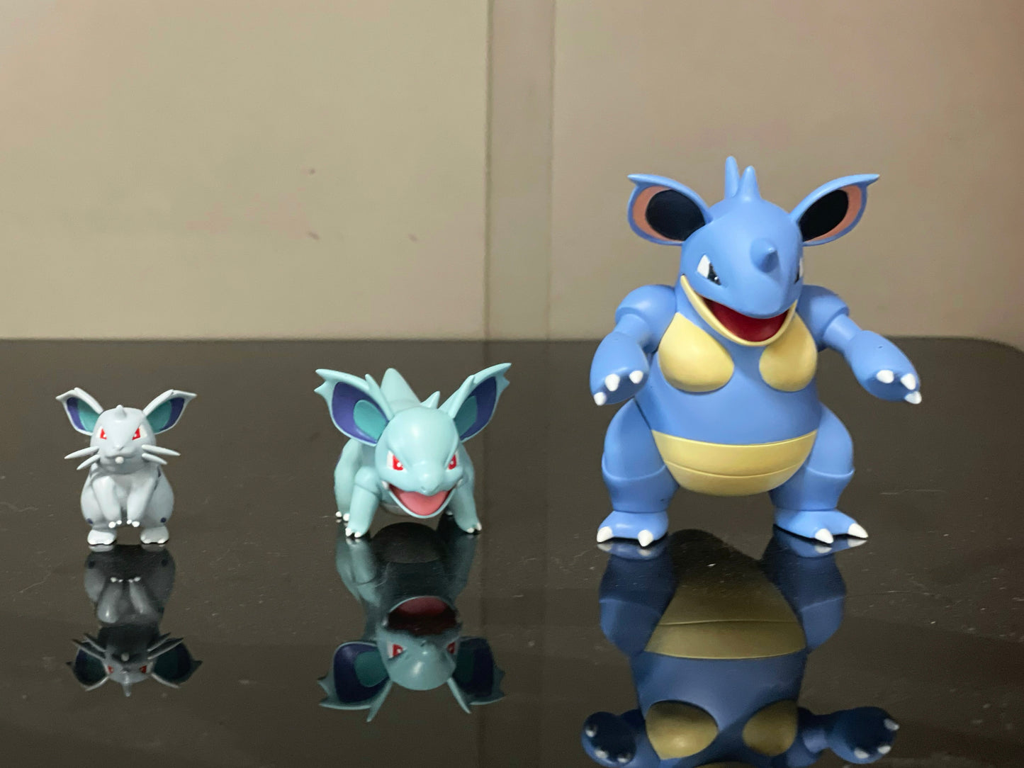 [IN STOCK] 1/20 Scale World Figure [55] - Nidoqueen