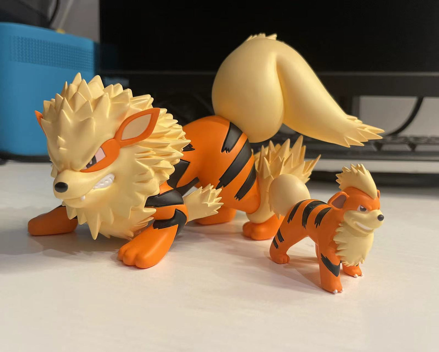 [IN STOCK] 1/20 Scale World Figure [HH] - Growlithe & Arcanine