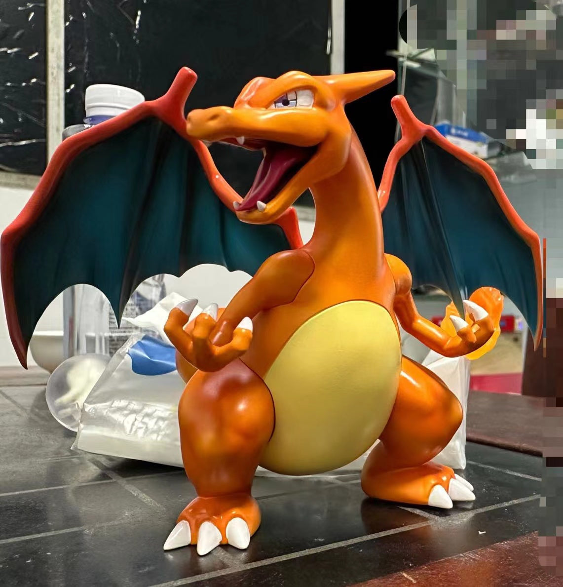 [PREORDER CLOSED] 1/20 Scale World Figure [OG] - Ash Ketchum & Charizard