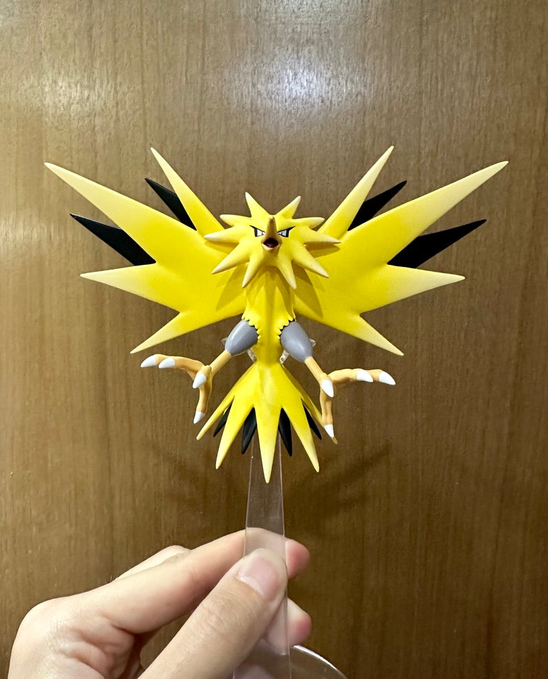 [IN STOCK] 1/20 Scale World Figure [BOX] - Zapdos & Moltres & Articuno